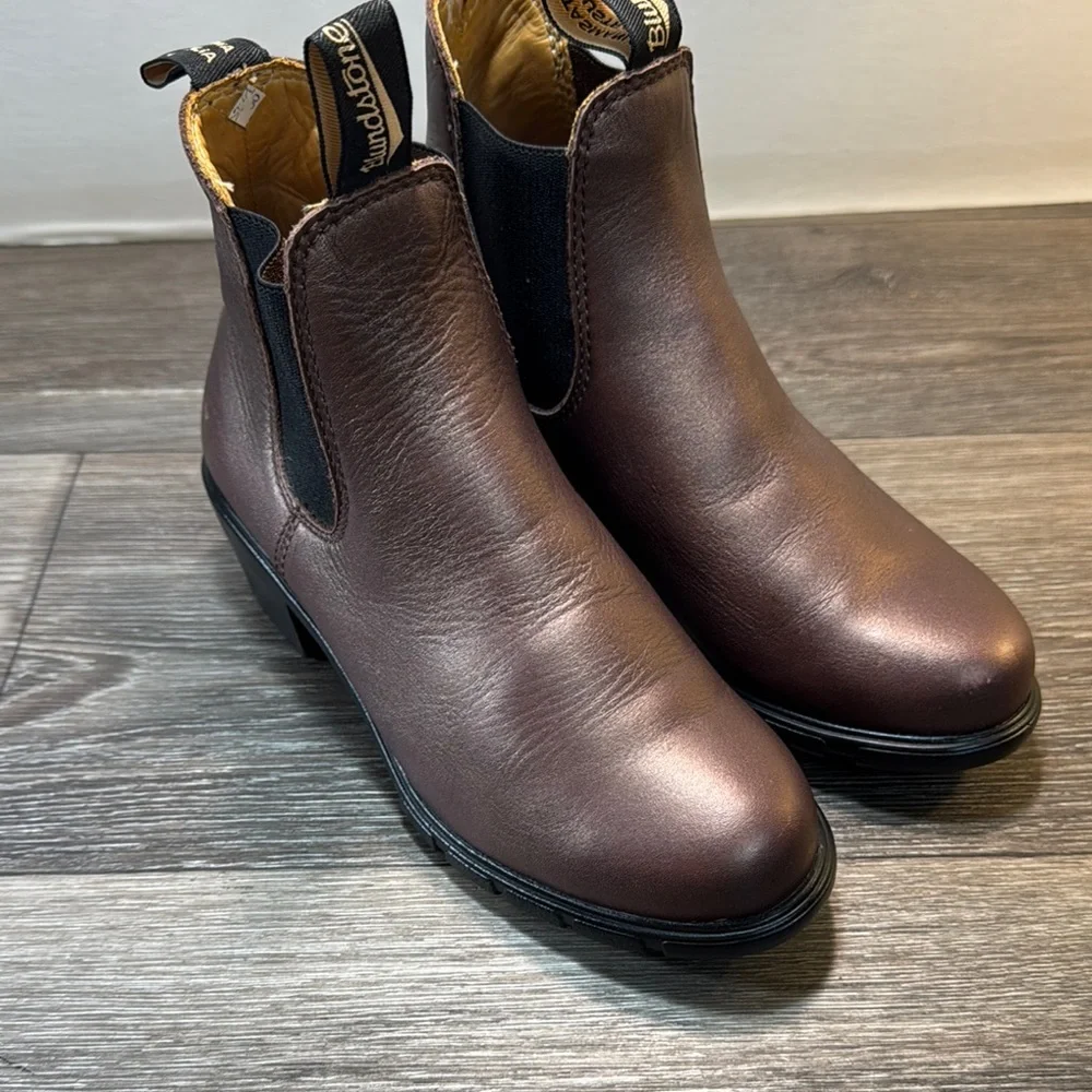 Blundstone Brown / bronze Ankle Boots woman’s 7.5 (s14) - Picture 9 of 11